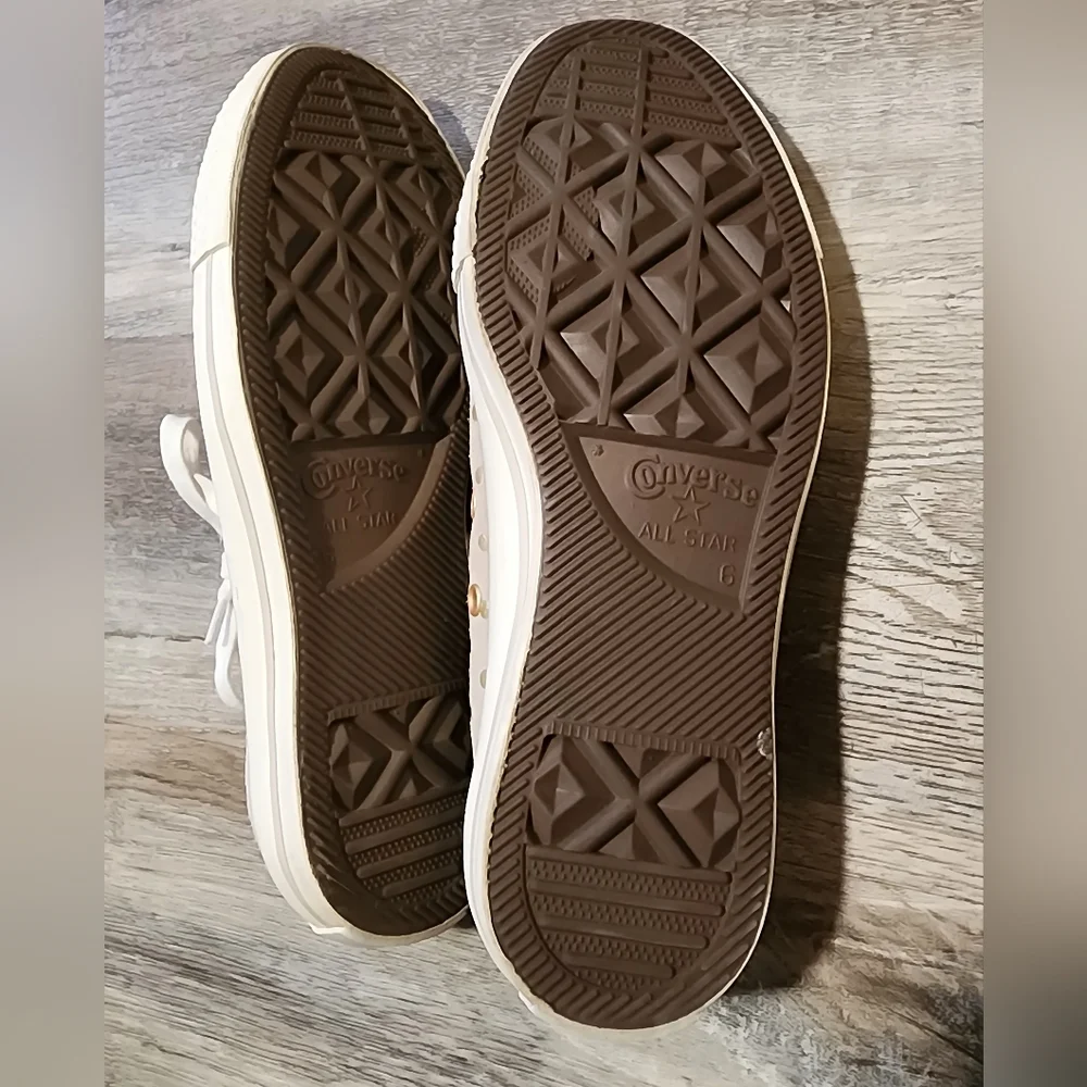 Chuck Taylor All Star Polka Dot Converse Sz. 8 - Picture 4 of 5